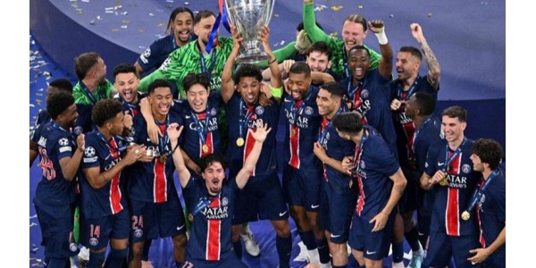 De genomineerden voor de Ballon d'Or onthullen problemen De genomineerden voor de Ballon d'Or onthullen problemen